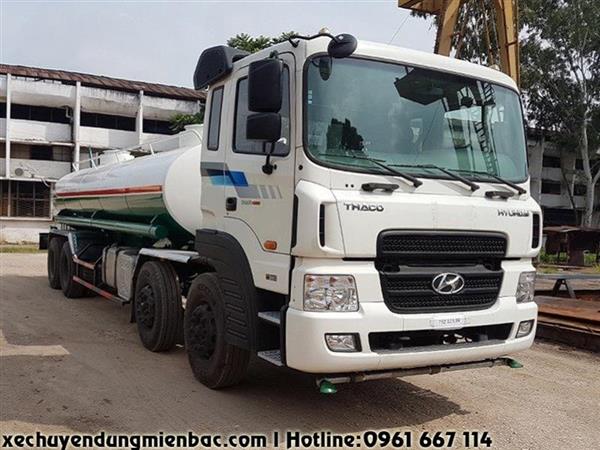 Xe phun nước rửa đường 17 khối Hyundai HD320